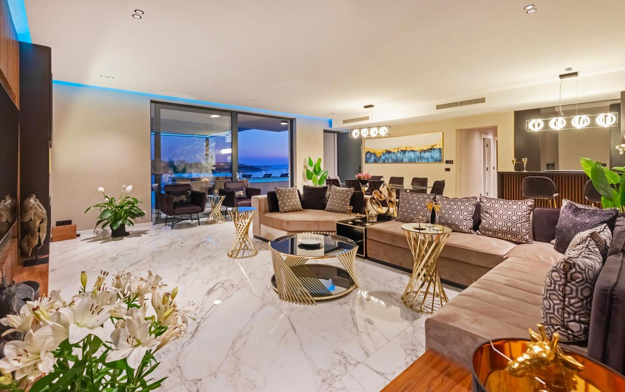 Luxury Divino